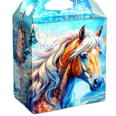 Сладкий подарок на Новый Год в картонной упаковке весом 1450 грамм