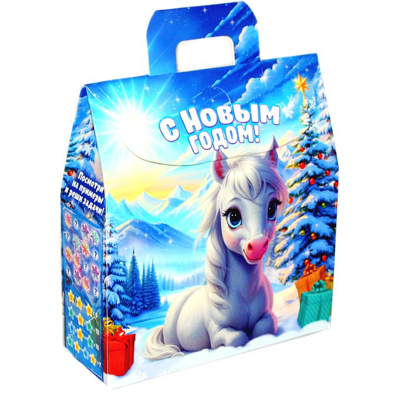 Сладкий новогодний подарок в картонной упаковке весом 550 грамм